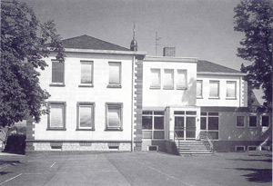 Schulhaus im Jahr 1965